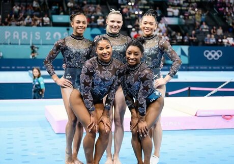 famous nude onlyfans pornos photos