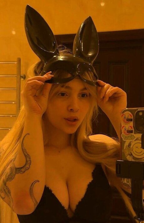 musclekitty model art photo