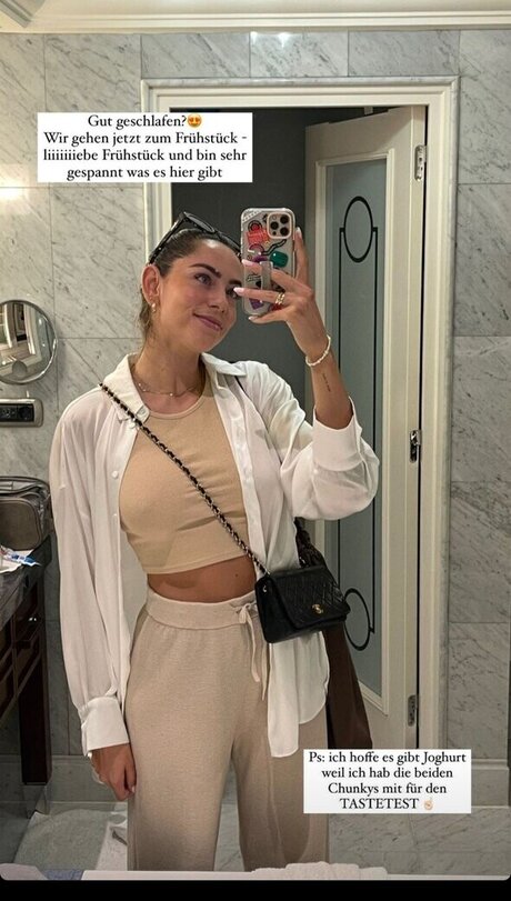 herstoryfeed star free archive