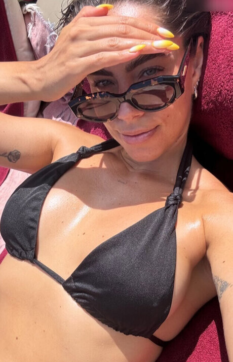 herstoryfeed star naked gallery