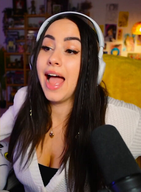 Bunnygirl pornstar naked pic