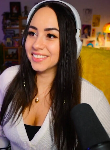 Bunnygirl star xxx pic