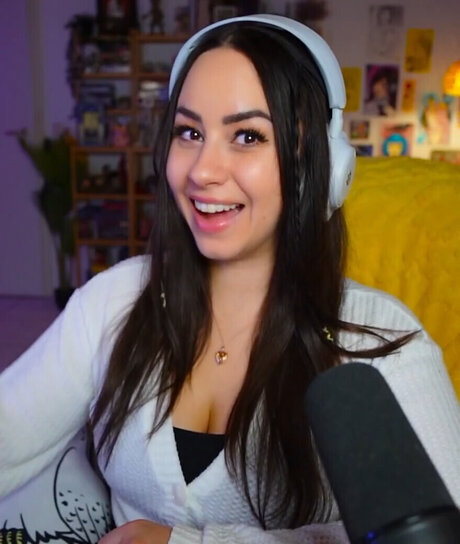 Bunnygirl model top pics