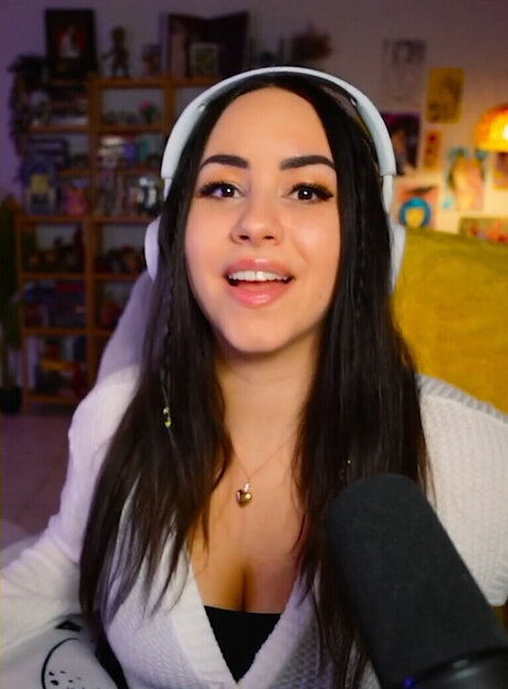 female onlyfans hot sex pictures