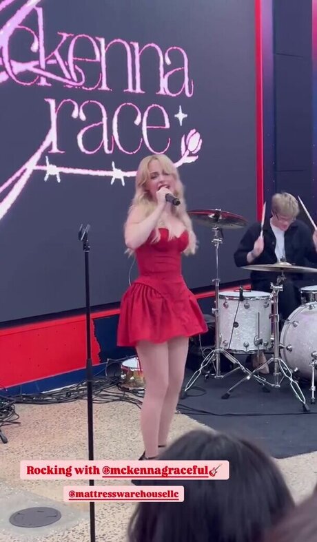 shemale fucks girl onlyfans free sex photos