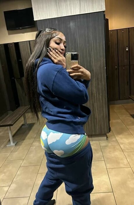 Jada Thorpe naked actress gallery