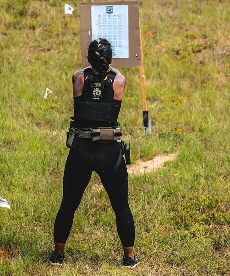 Tulsi Gabbard pornographic model img