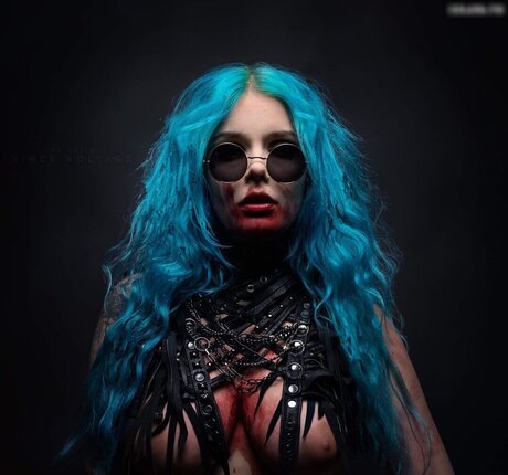 Chaos Isi pornstar sexy pics