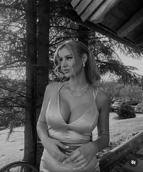 Caro Konrad naked actress archive