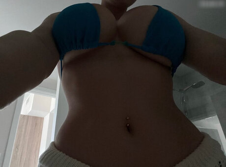 Luisa Senn pornstar exclusive photo