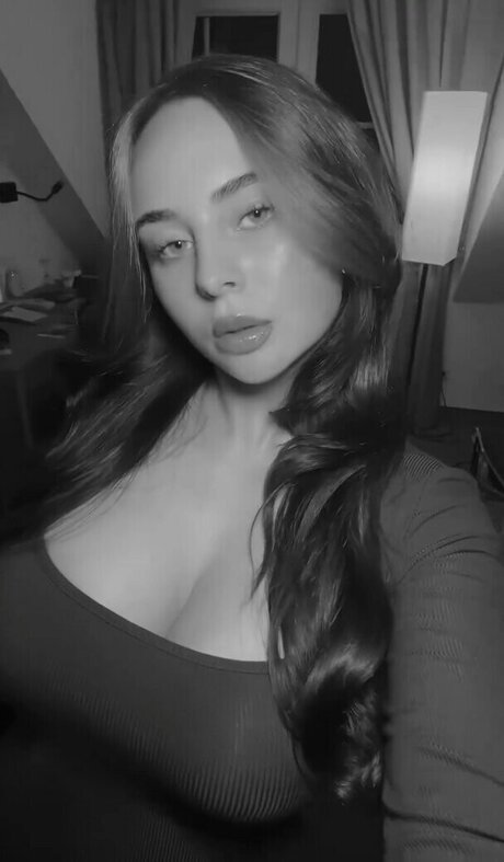 Luisa Senn exclusive pornstar picture