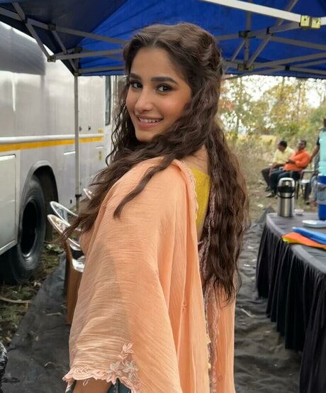 Rasha Thadani art star images