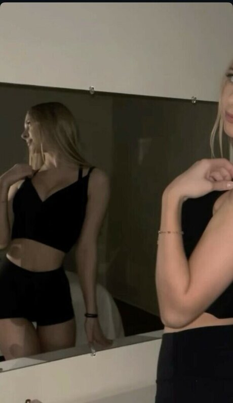 black squirt onlyfans hot xxx images