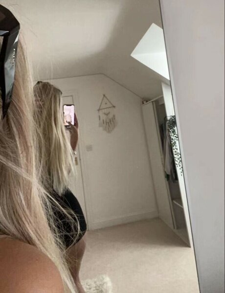 maya zrv perfect star image