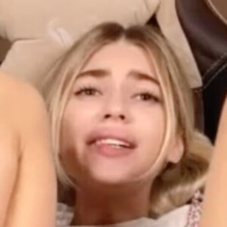 cuteelsa_ xxx actress image