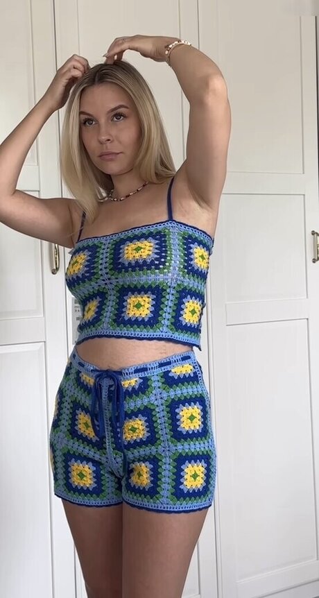 Dagi Bee pornstar pretty pics