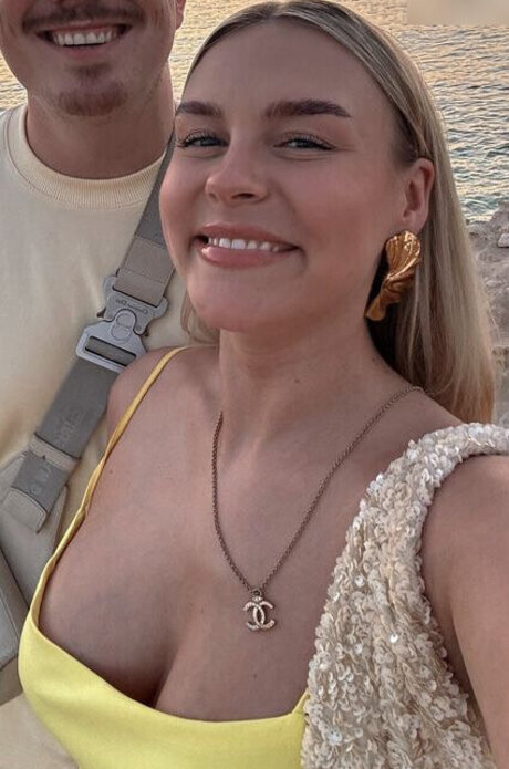 Dagi Bee adult star img