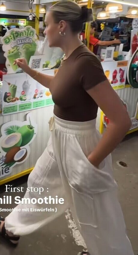 skinny shemale onlyfans nudes pics