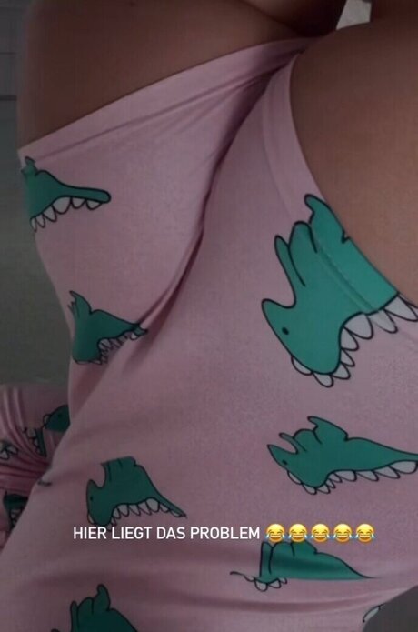 Julia R mmelt star adult pic