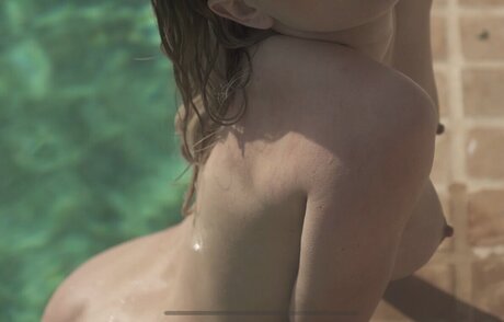 Julia R mmelt Images