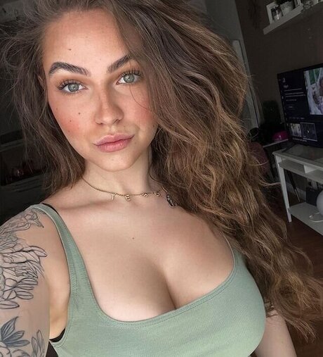 blonde deepthroat onlyfans free nude images