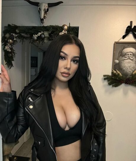 airiamoxo pornstar hot images