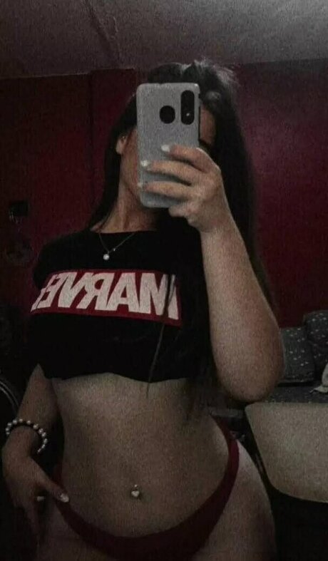 nahii carceres naked actress images