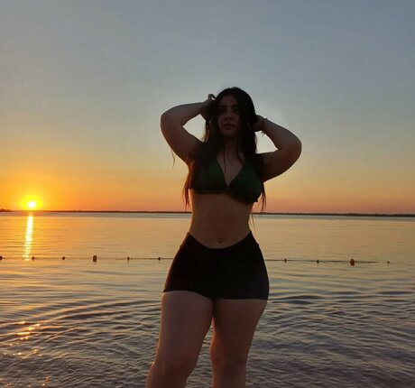 nahii carceres star pretty image