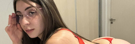 nahii carceres high quality actress pictures