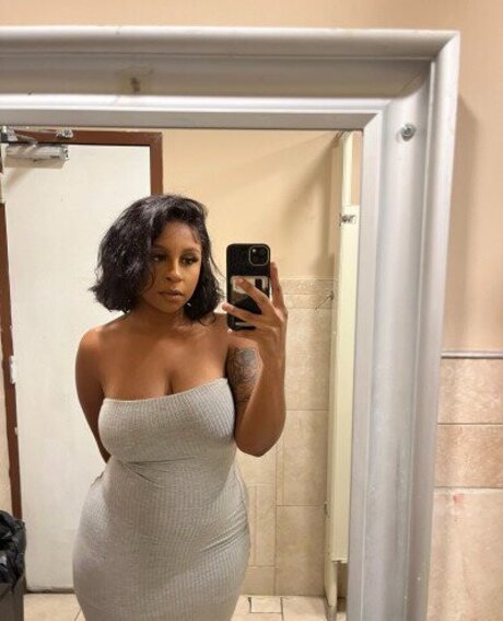 Juicy Couture top model pics