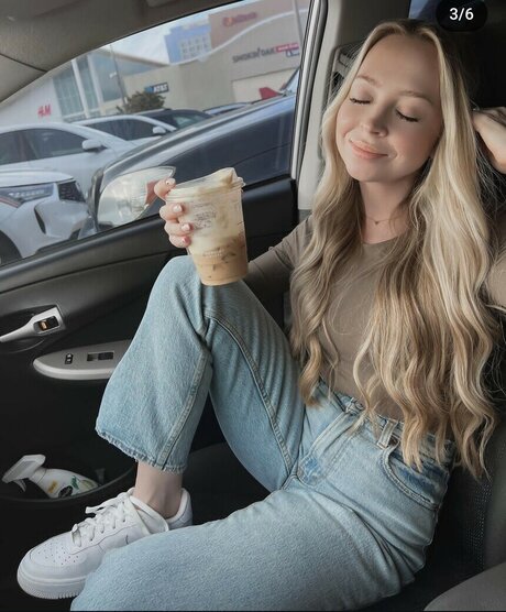 Kaylee Dudley model top photos