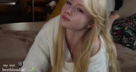 BestBlondiiecb star sexy gallery