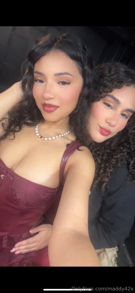 Maddy42x art model archive