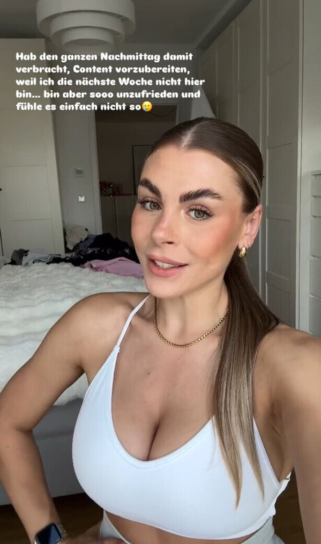 blonde deepthroat onlyfans free sex picture