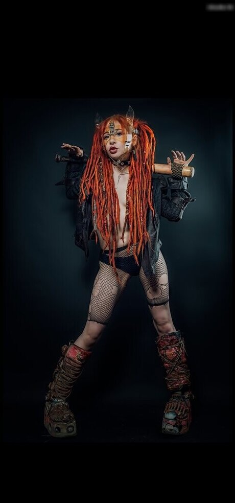 Mary Deweirdo erotic model images