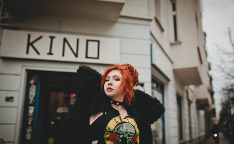 Mary Deweirdo pretty star photo