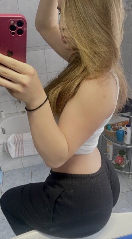 aileen slf pornstar nudes pics