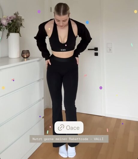 shemale masturbation onlyfans sexy picture