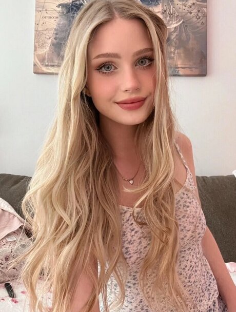 Ambieanne pretty model archive