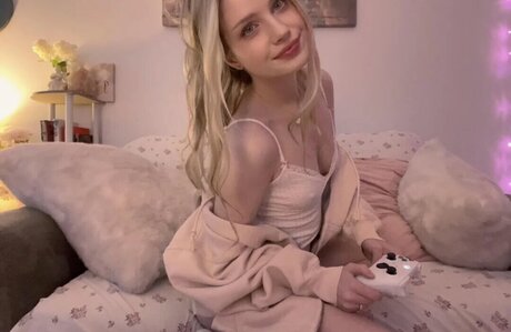 Ambieanne model beautiful image