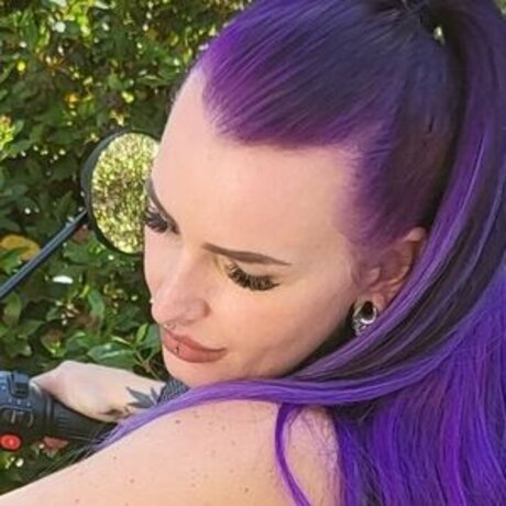 inkedbiitch erotic actress pics