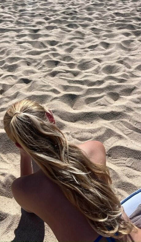 Zoe Kaeppele pornstar naked pic