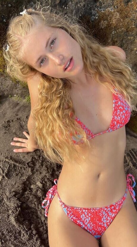 curvy kitty onlyfans sexy nude picture