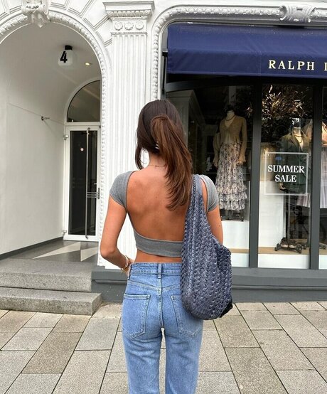 lightskin onlyfans hot naked photo