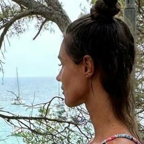 Claudia Magnabosco sexy model pictures