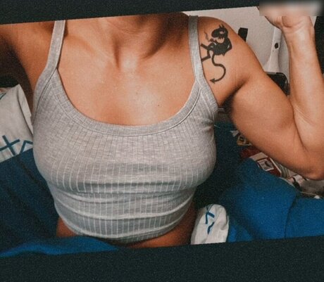 chubby solo onlyfans adult img