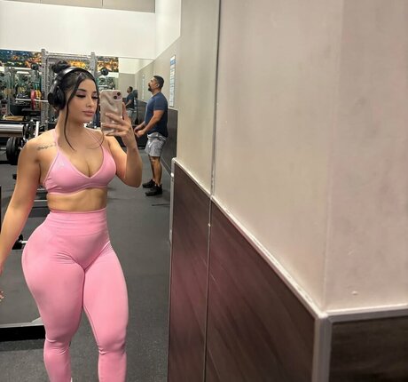 Karen Cantu star img