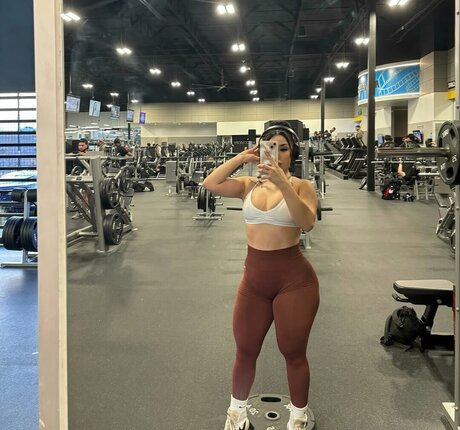 Karen Cantu hot actress photo