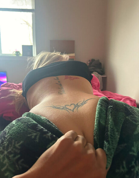 my luv rye_ erotic actress picture