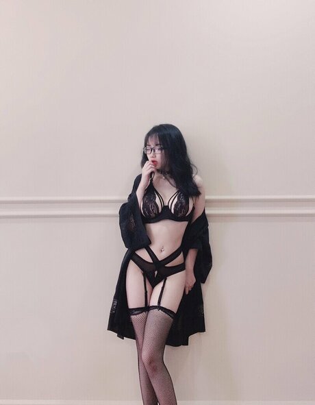 asian shemale onlyfans free photos